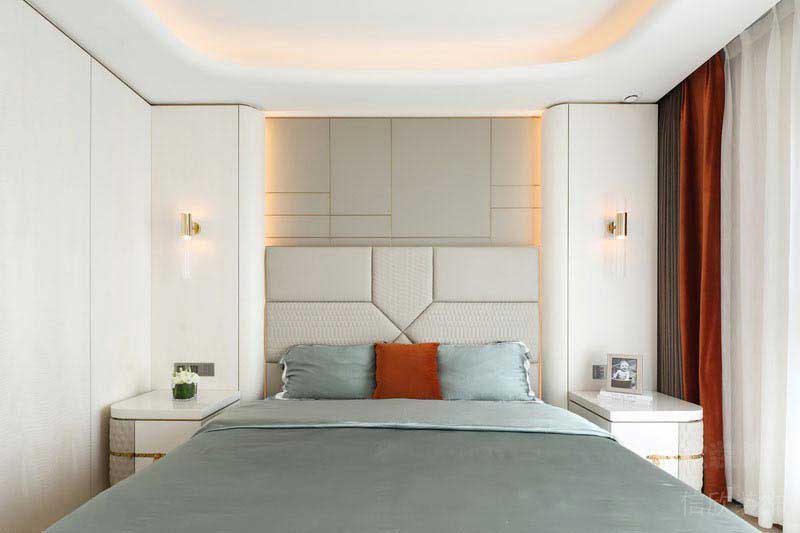 現(xiàn)代輕奢風家庭臥室