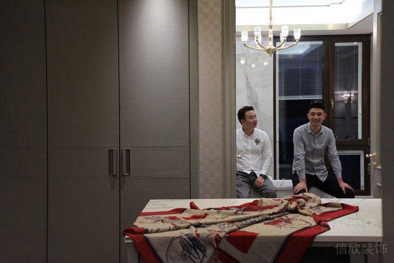 新居現(xiàn)代輕奢風臥室效果圖 (5)