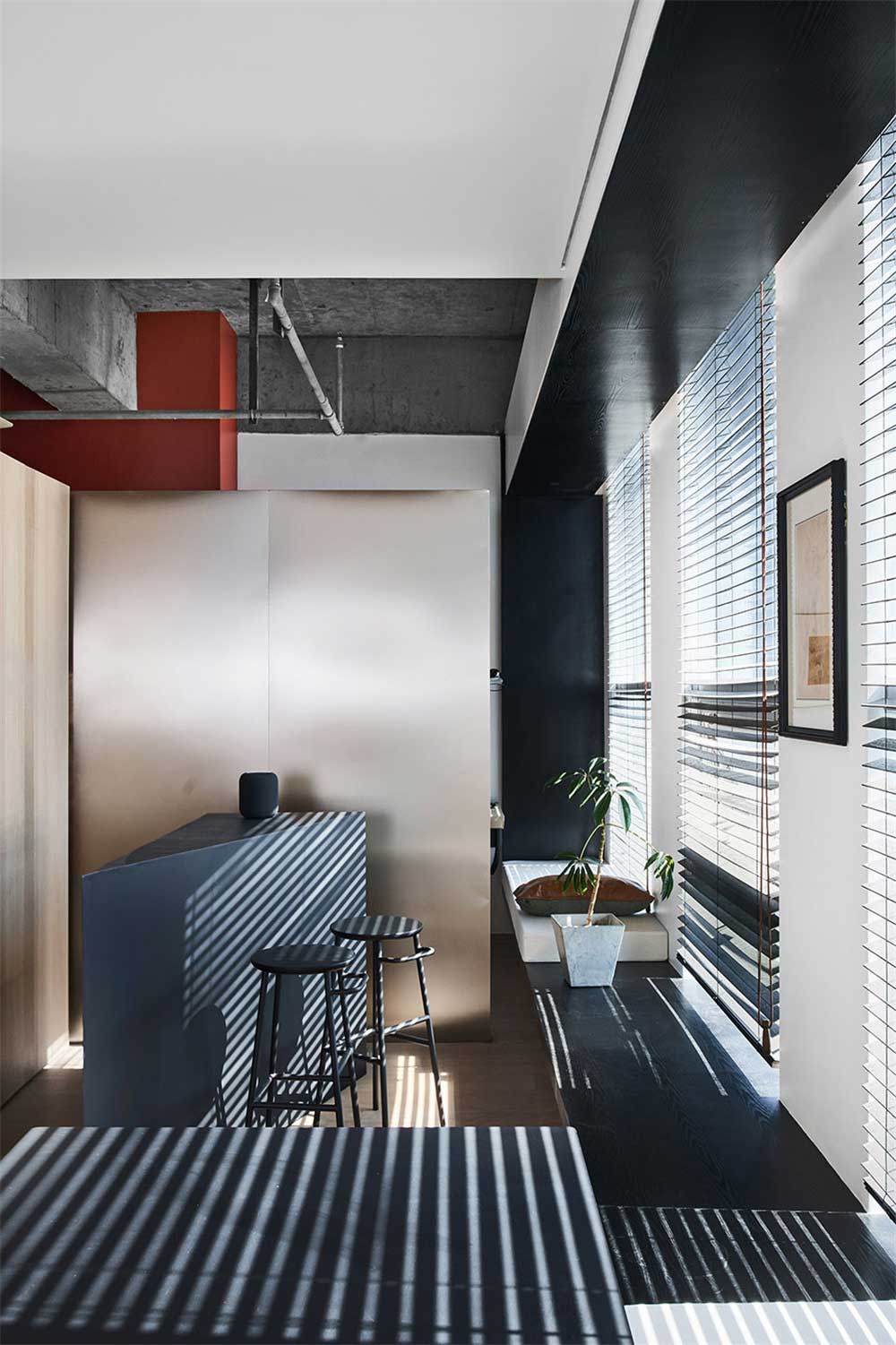 現(xiàn)代家庭公寓式辦公室裝修設(shè)計(jì)水吧臺(tái)