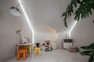 深圳市南山區前?，F代風女裝店裝修設計兒童游樂區二