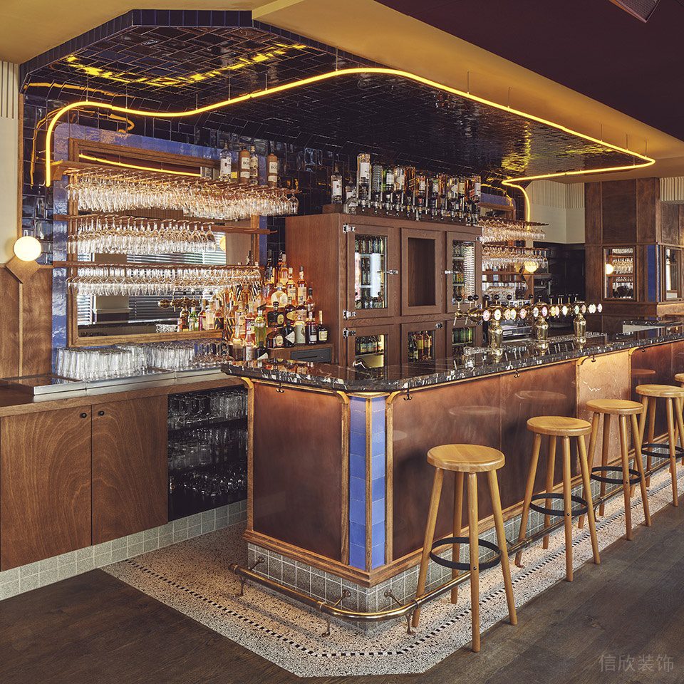 深圳南山街角酒吧店鋪調(diào)酒區(qū)裝修設(shè)計