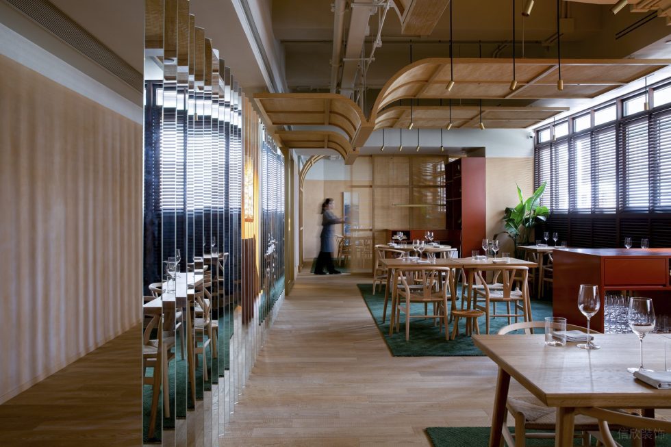 木質歐式餐廳通透裝用餐區修設計