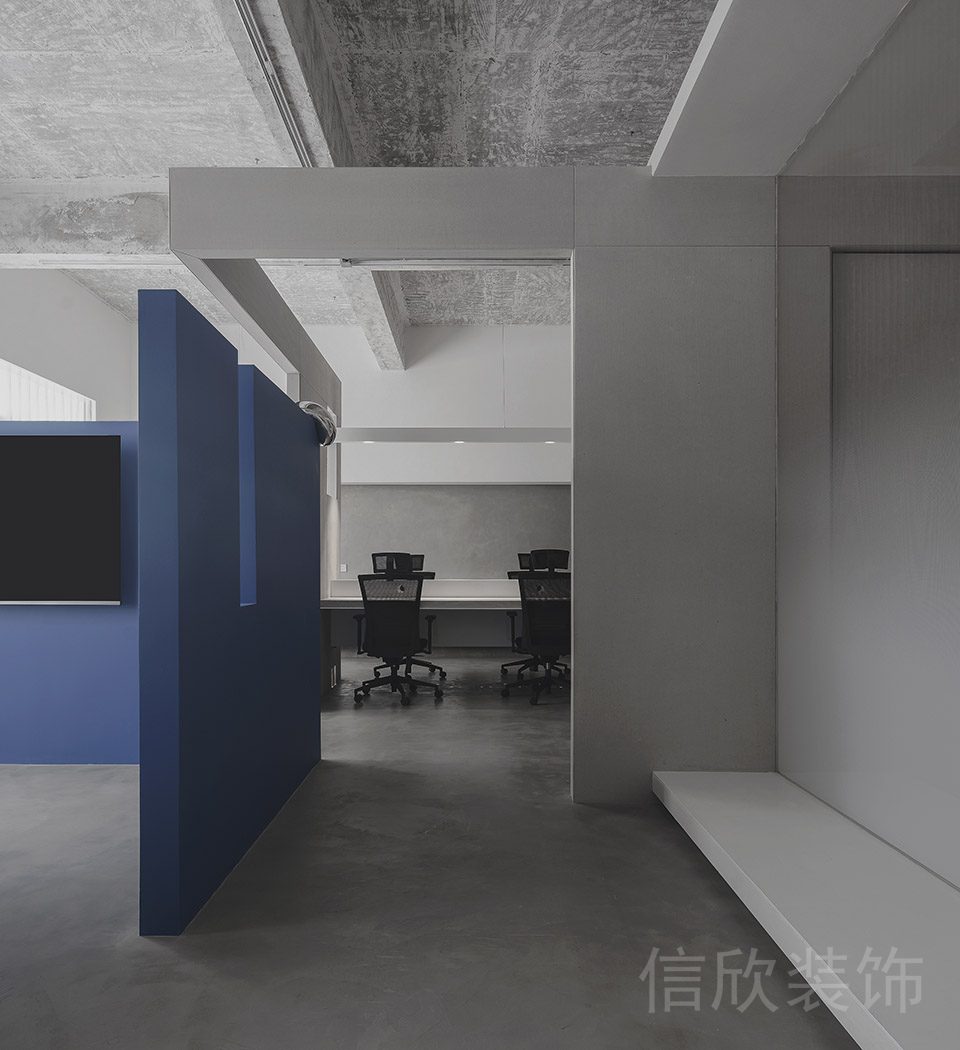 工業風藍灰撞色過道辦公室走廊
